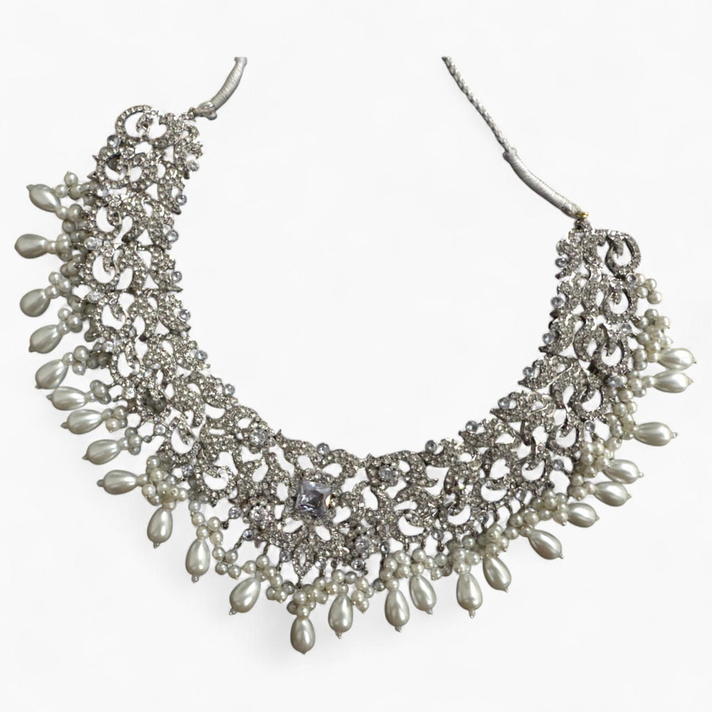 Traditional Jewellery with Heavy Bridal Set