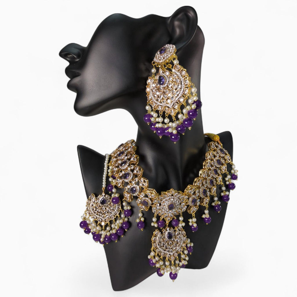 Elegant Traditional Jewellery Set with Gold Plating