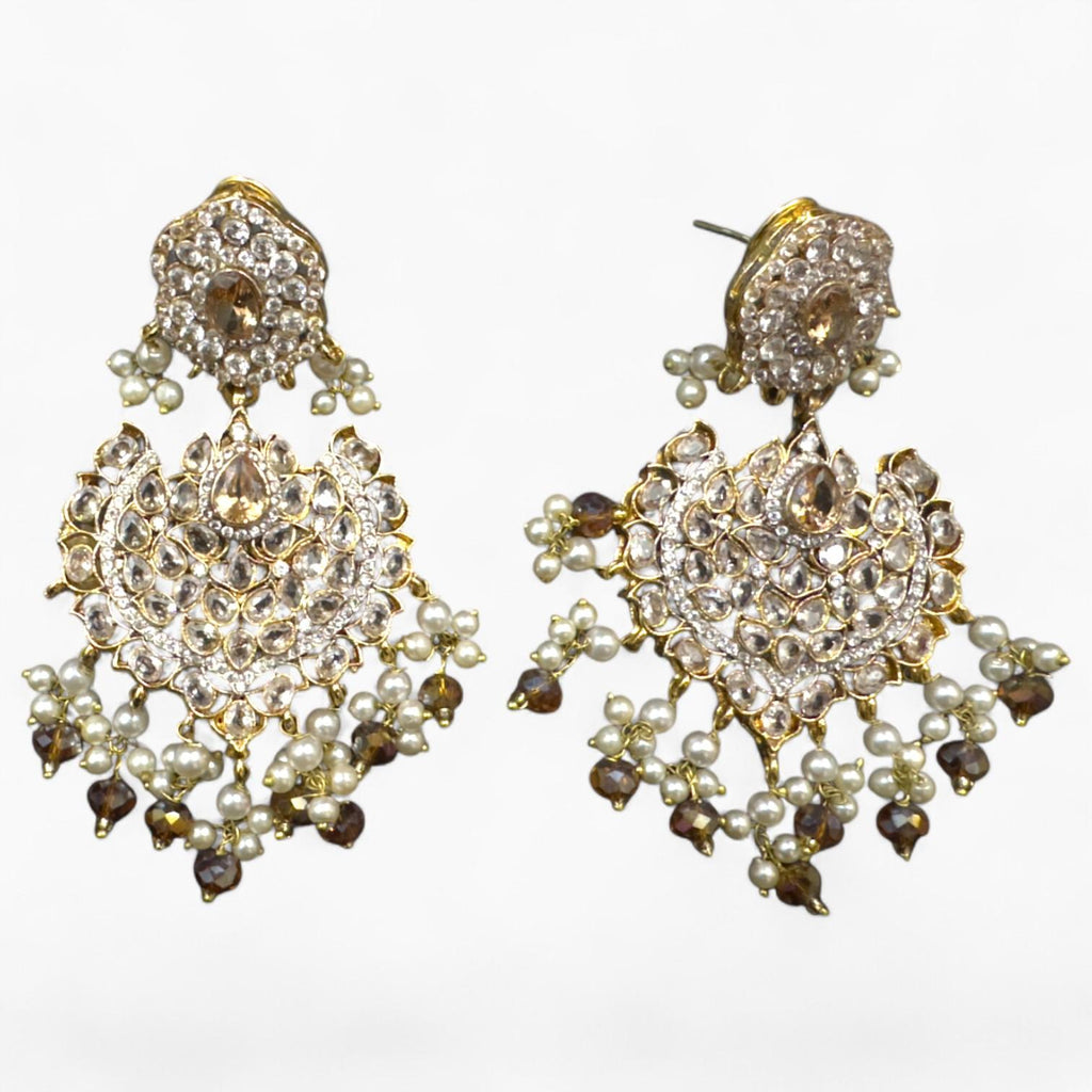 Handcrafted Earing and Bindi Set | Two Distinct Colors