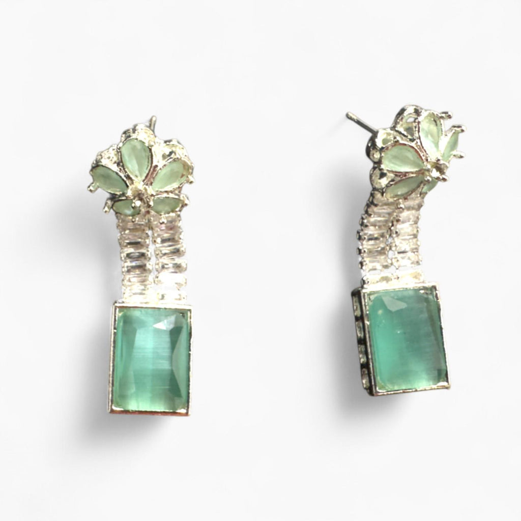 Light Weight Sliver And Emerald coloured stones jewellery Set